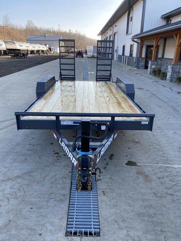 2024 Lamar 7x18' Equipment Trailer 14000# GVW * DELUXE OVERWIDTH RAMPS W/ HEAVY MESH * CHARCOAL POWDERCOAT * RUBRAIL/STAKE POCKETS/PIPE SPOOLS/D-RINGS * REM FENDERS * 12K JACK * CAST COUPLER * SPRING ASSIST * COLD WEATHER HARNESS - Image 2