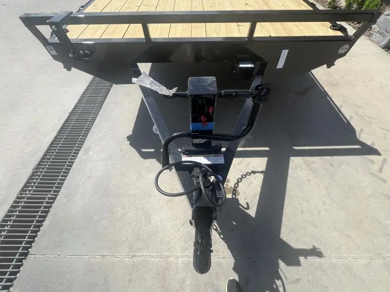 2024 Sure-Trac 102x22 Flatbed Deckover Trailer 15000# GVW * 8' SLIDE IN RAMPS * 10" I-BEAM MAINFRAME * CHANNEL SIDE RAIL * RUBRAIL/STAKE POCKETS/D-RINGS * ADJUSTABLE COUPLER * 12K DROP LEG JACK * LED'S - Image 11