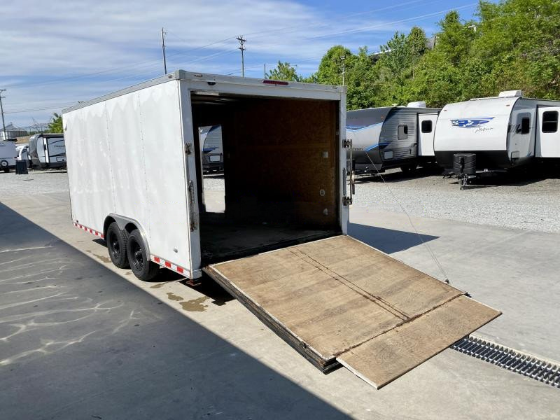 USED 2020 Bravo Trailers 8.5x16' Enclosed Car Hauler 9990# GVW * RAMP DOOR * 6'6" INTERIOR * WHITE * SIDE DOOR * ADJUSTABLE COUPLER * TRIPLE TUBE TONGUE * REAR STAB JACKS - Image 14