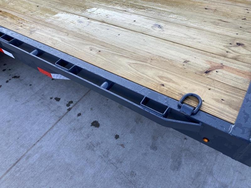 2024 Lamar 7x18' Equipment Trailer 14000# GVW * DELUXE OVERWIDTH RAMPS W/ HEAVY MESH * CHARCOAL POWDERCOAT * RUBRAIL/STAKE POCKETS/PIPE SPOOLS/D-RINGS * REM FENDERS * 12K JACK * CAST COUPLER * SPRING ASSIST * COLD WEATHER HARNESS - Image 21