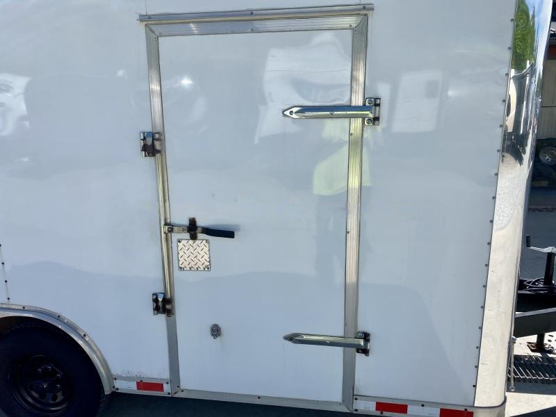 USED 2020 Bravo Trailers 8.5x16' Enclosed Car Hauler 9990# GVW * RAMP DOOR * 6'6" INTERIOR * WHITE * SIDE DOOR * ADJUSTABLE COUPLER * TRIPLE TUBE TONGUE * REAR STAB JACKS - Image 17
