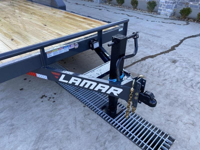2024 Lamar 7x18' Equipment Trailer 14000# GVW * DELUXE OVERWIDTH RAMPS W/ HEAVY MESH * CHARCOAL POWDERCOAT * RUBRAIL/STAKE POCKETS/PIPE SPOOLS/D-RINGS * REM FENDERS * 12K JACK * CAST COUPLER * SPRING ASSIST * COLD WEATHER HARNESS - Image 18