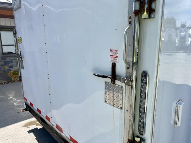 USED 2020 Bravo Trailers 8.5x16' Enclosed Car Hauler 9990# GVW * RAMP DOOR * 6'6" INTERIOR * WHITE * SIDE DOOR * ADJUSTABLE COUPLER * TRIPLE TUBE TONGUE * REAR STAB JACKS - Image 19