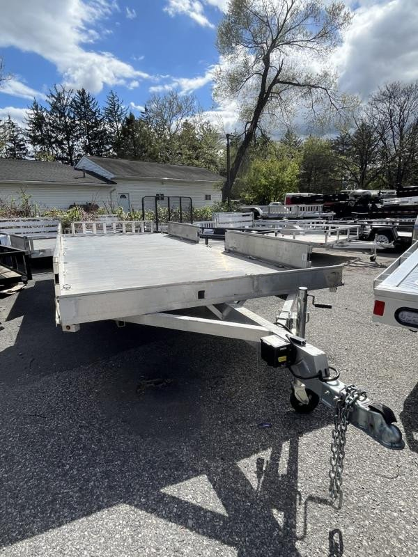Tandem 3500lb Rubber Torsion Axle Aluminum Flatbed Trailer – 7000# GVW, Electric Brakes, Extruded Aluminum Floor, and More - Image 3