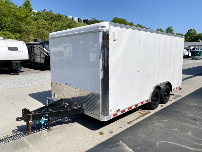 USED 2020 Bravo Trailers 8.5x16' Enclosed Car Hauler 9990# GVW * RAMP DOOR * 6'6" INTERIOR * WHITE * SIDE DOOR * ADJUSTABLE COUPLER * TRIPLE TUBE TONGUE * REAR STAB JACKS - Image 6