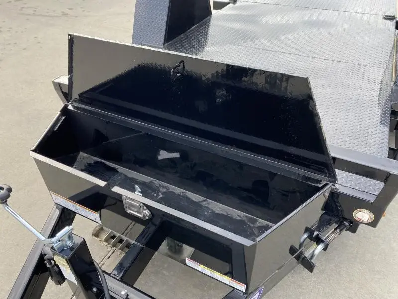 Sure-Trac Scissor Hauler Tilt Equipment Trailer – Built for Durability and Performance - Image 10