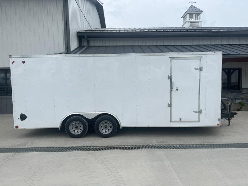 USED 2021 Wells Cargo 8.5x20 Enclosed Car Hauler Trailer * 1PC ALUMINUM ROOF * FRONT SHELF * E-TRACK - Image 6
