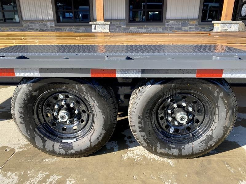 2024 Lamar 102x24' Flatbed Deckover Trailer 14000# GVW * 8' SLIDE IN RAMPS * CHARCOAL * TOOL TRAY * HD CAST COUPLER * I-BEAM FRAME * 16" O.C. C/M * RUBRAIL/STAKE POCKETS/PIPE SPOOLS * CHANNEL SIDE RAIL * 12K JACK - Image 22
